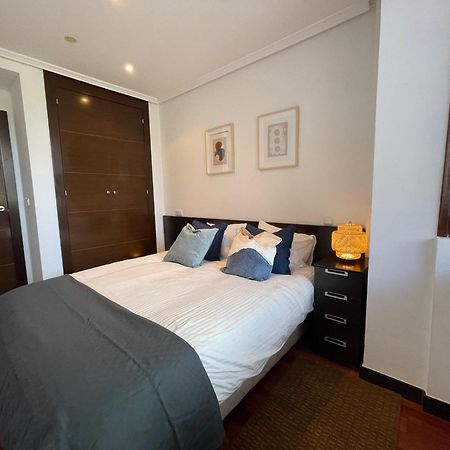 Atuaire Home Vivienda B Luminosa Parking Incluido En Plena Calle Comercial Burgos Bagian luar foto